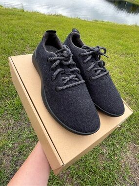 New In Box Allbirds Mens  Charcoal Wool Runner-Up Lace Sneakers Size 9